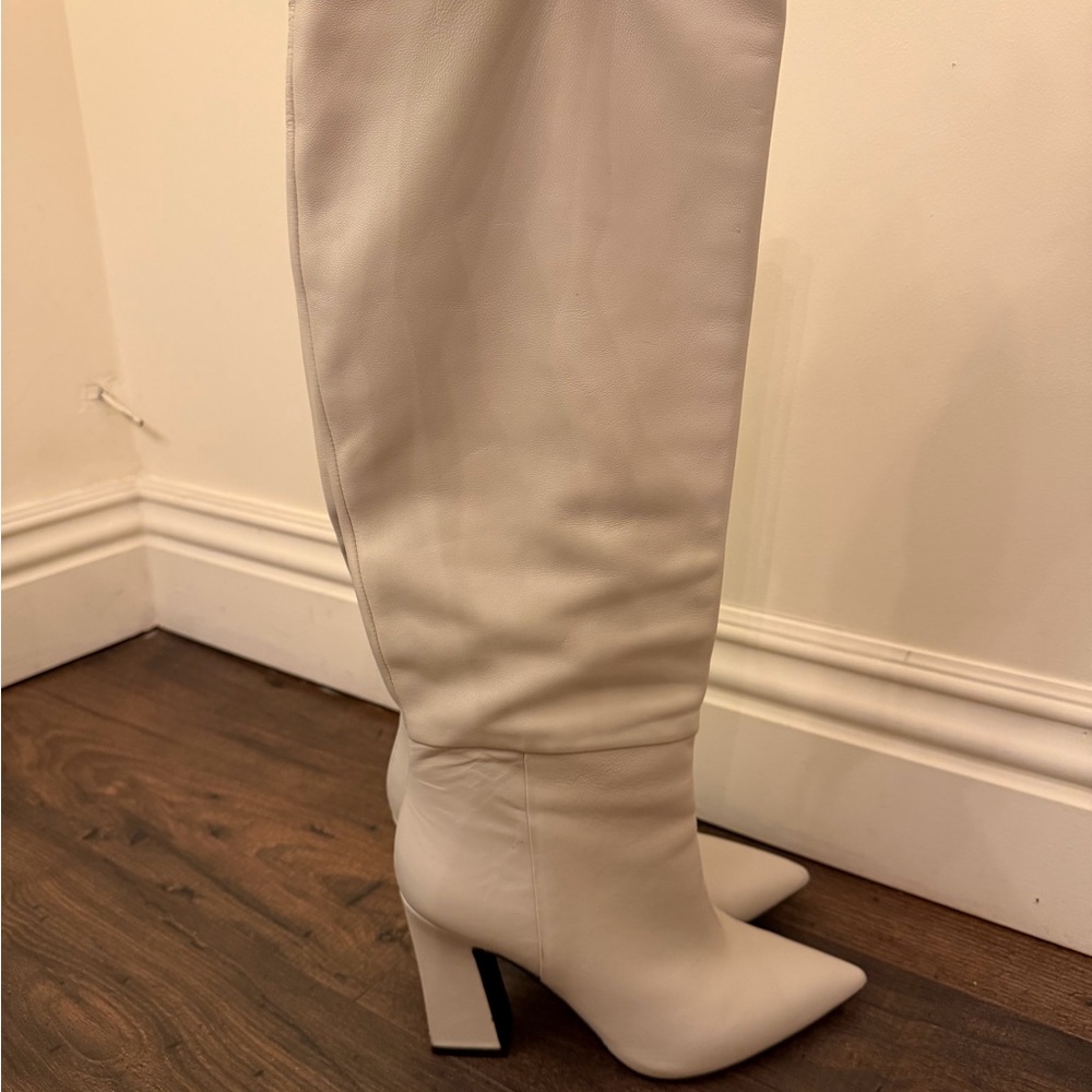 Steve Madden Chic Cream Heeled Boots
